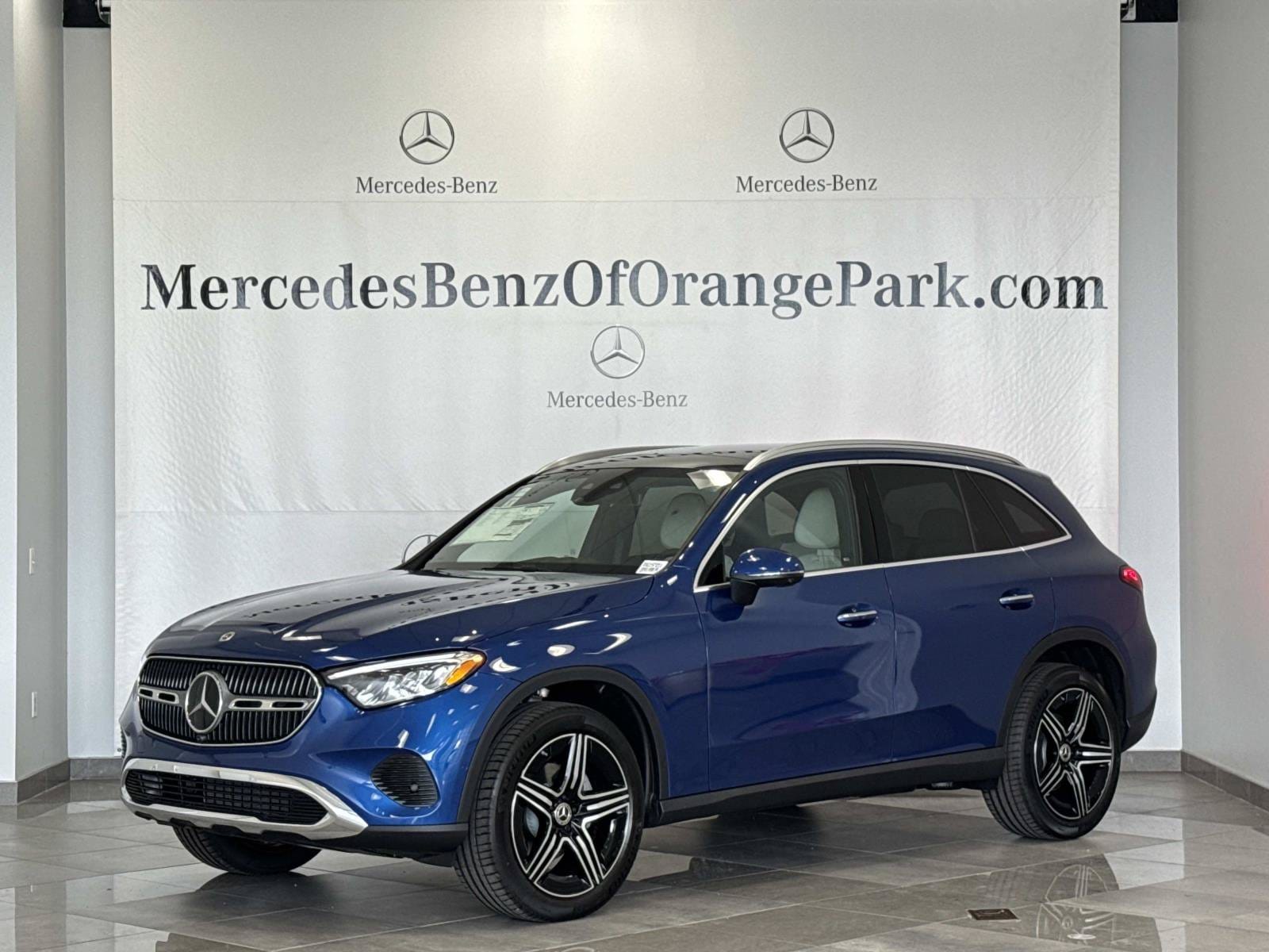 2027 Mercedes-Benz GLC