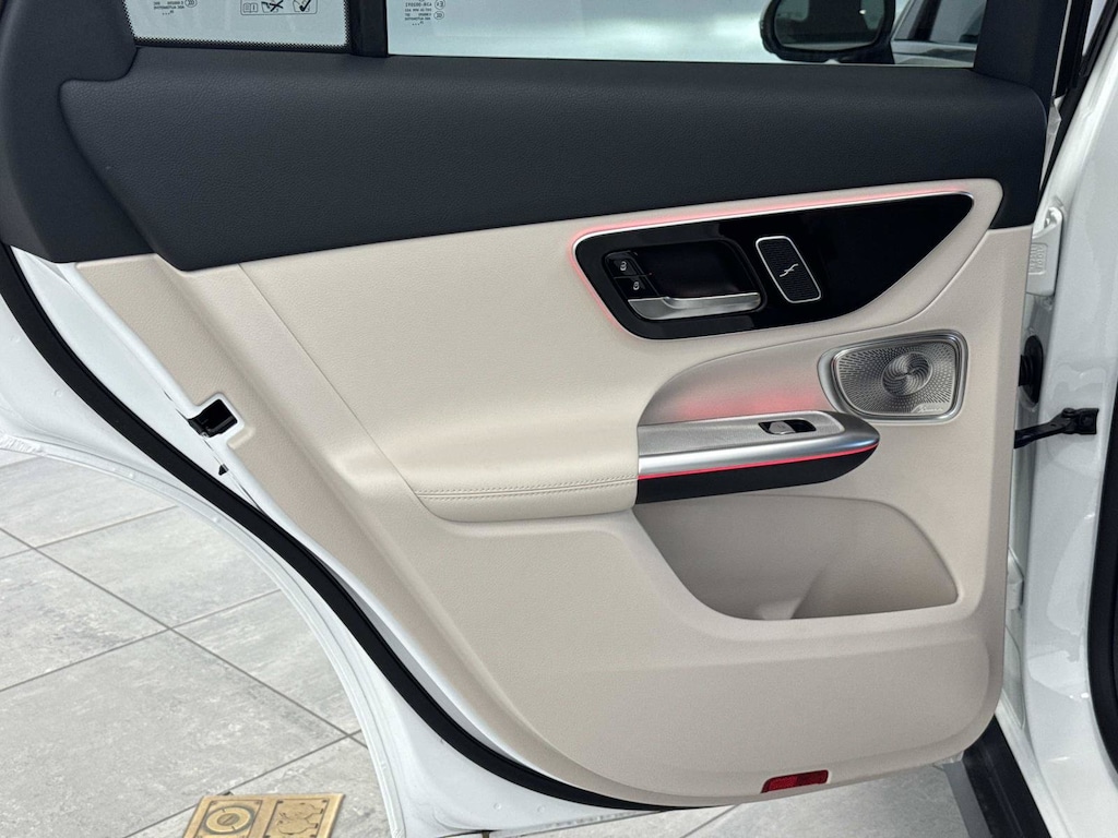 New 2026 Mercedes-Benz GLC 300 SUV