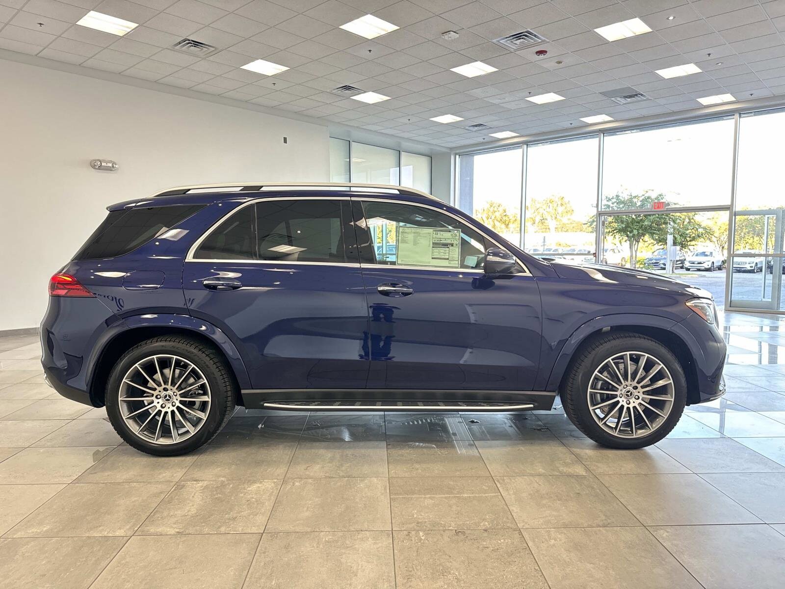 2026 Mercedes Benz GLE 350 4MATIC photo 3