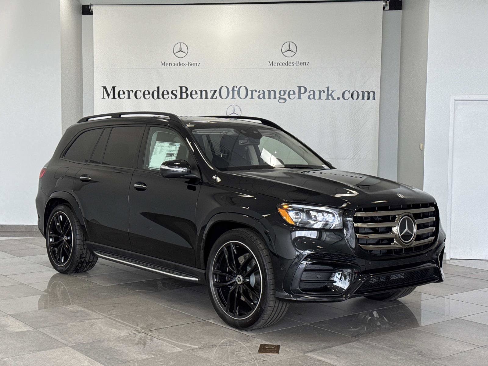 2026 Mercedes-Benz GLS Base's photo