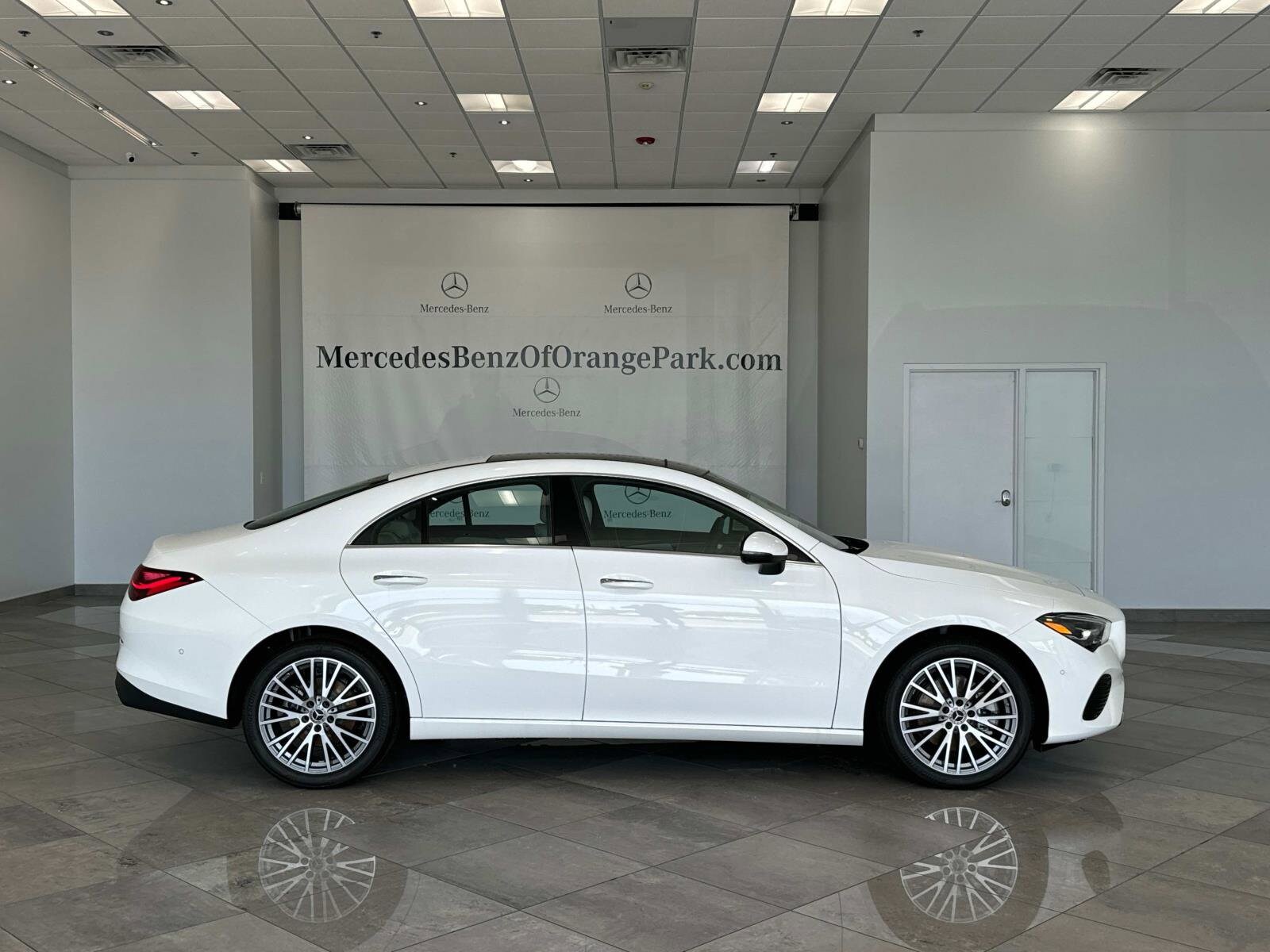 2025 Mercedes Benz CLA 250 photo 3