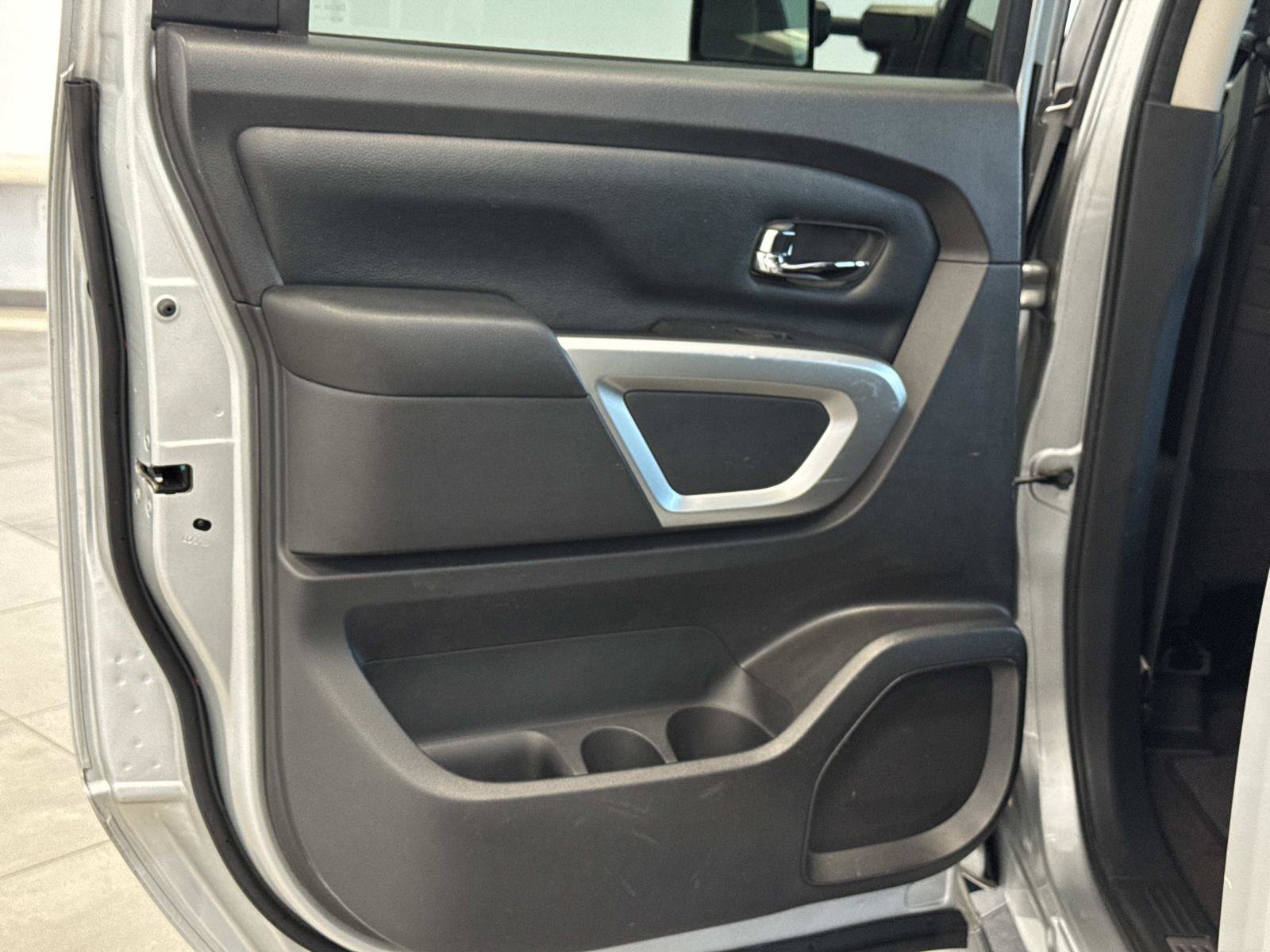 Used 2017 Nissan Titan XD SV Diesel Truck Crew Cab