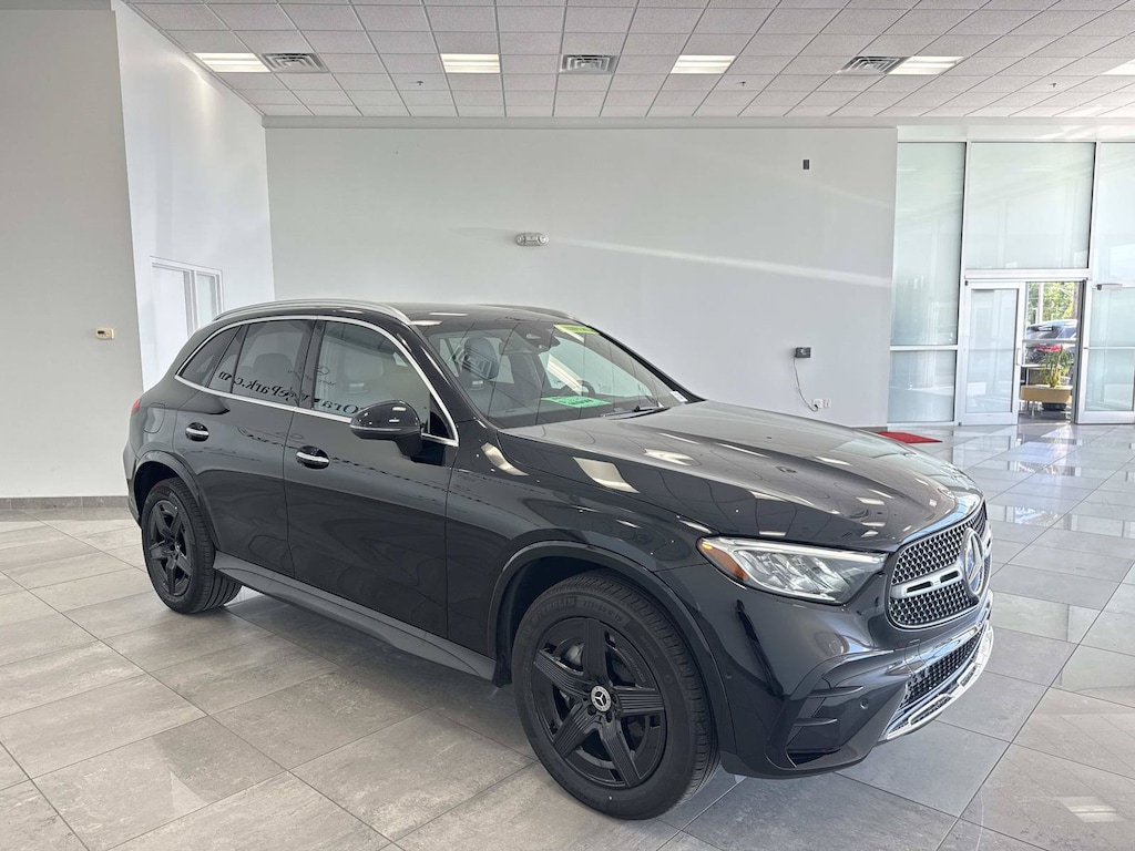 New 2026 Mercedes-Benz GLC 300 SUV
