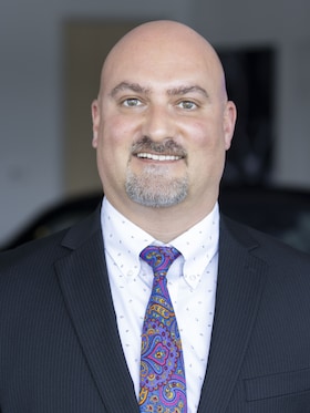 Staff member Edmond Grigoryan from ID_fc1b02d970ec