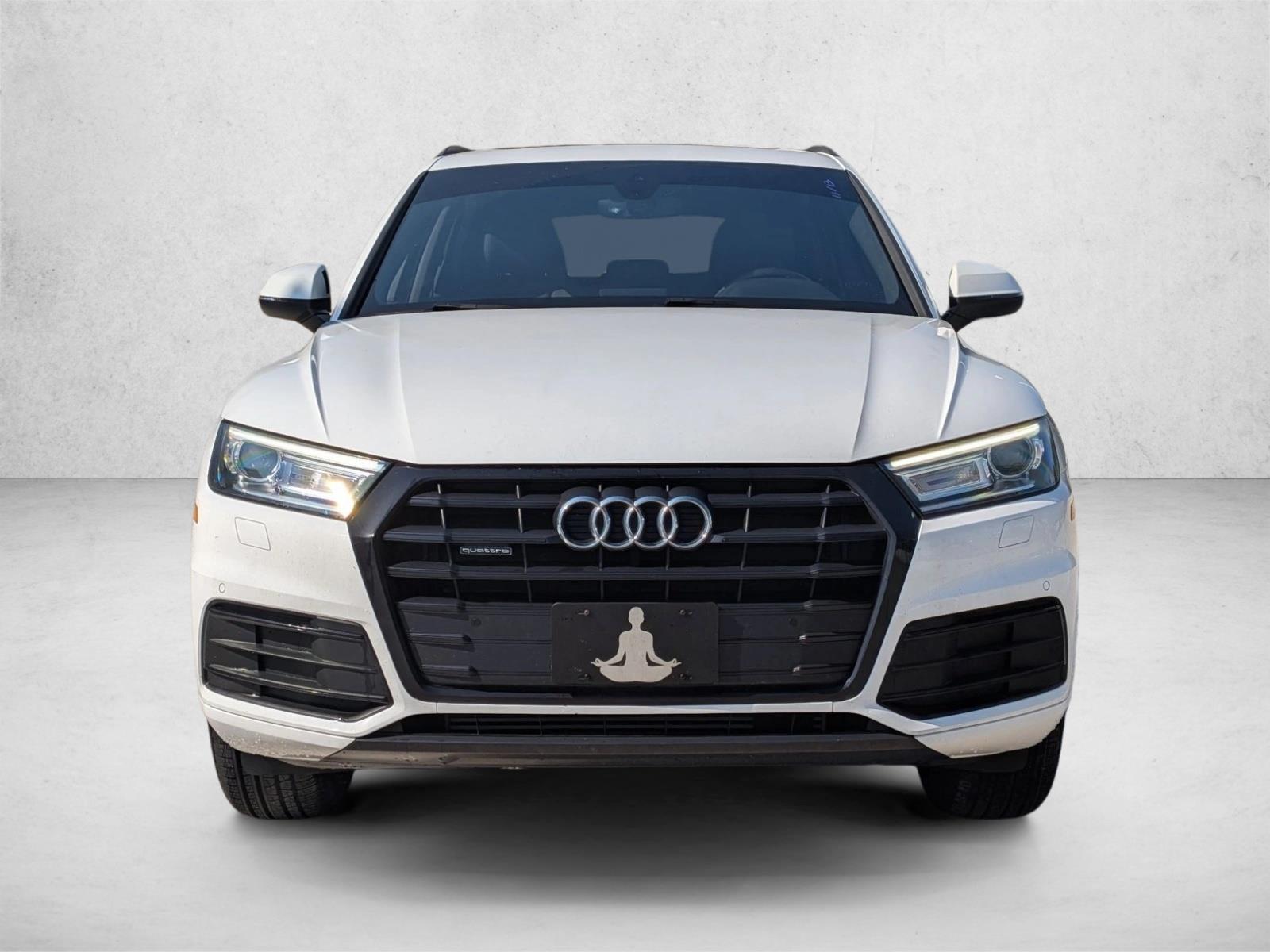 2020 Audi Q5 Premium 45 TFSI photo 2