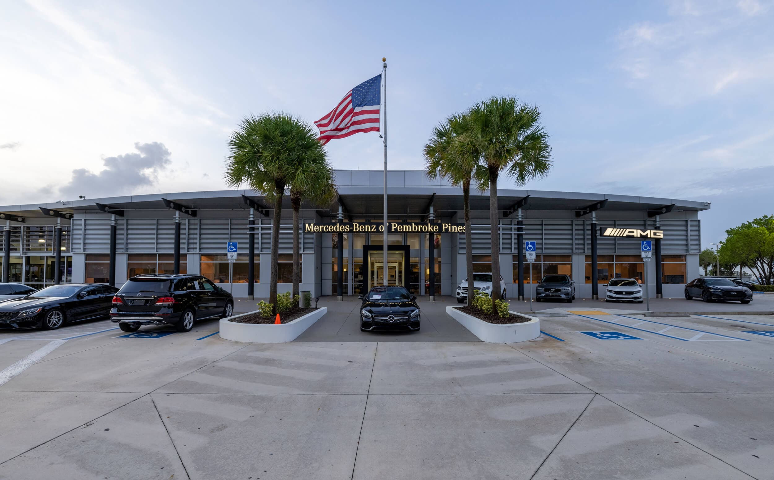 Exterior shot of Mercedes-Benz of Pembroke Pines dealership