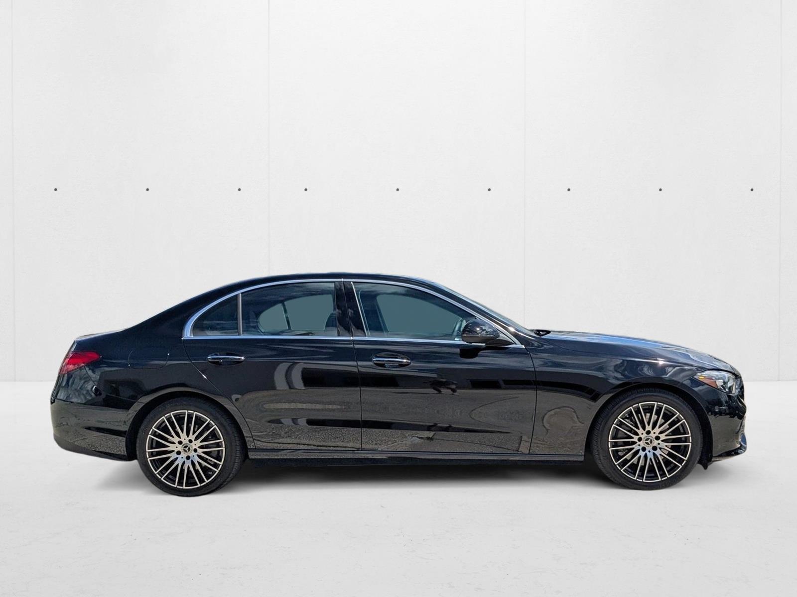 2025 Mercedes Benz C 300 Sedan photo 4