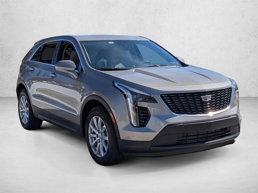 Used 2023 CADILLAC XT4 Luxury SUV