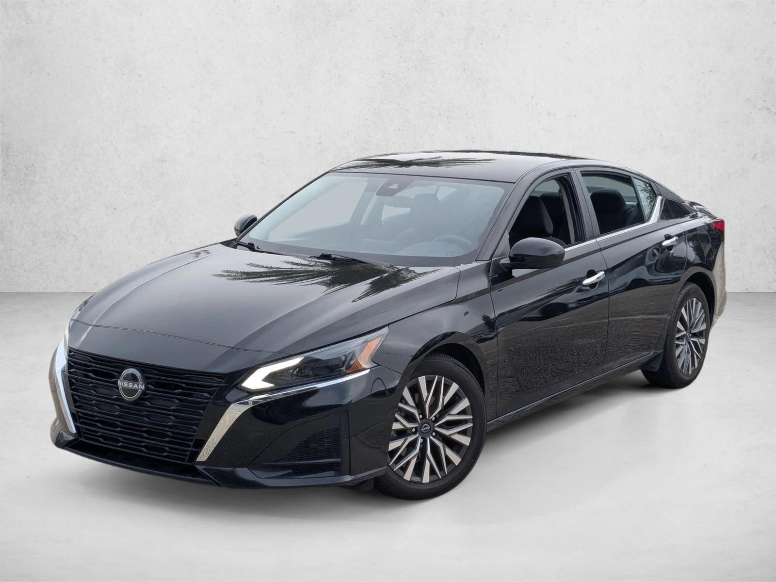 2023 Nissan Altima SV