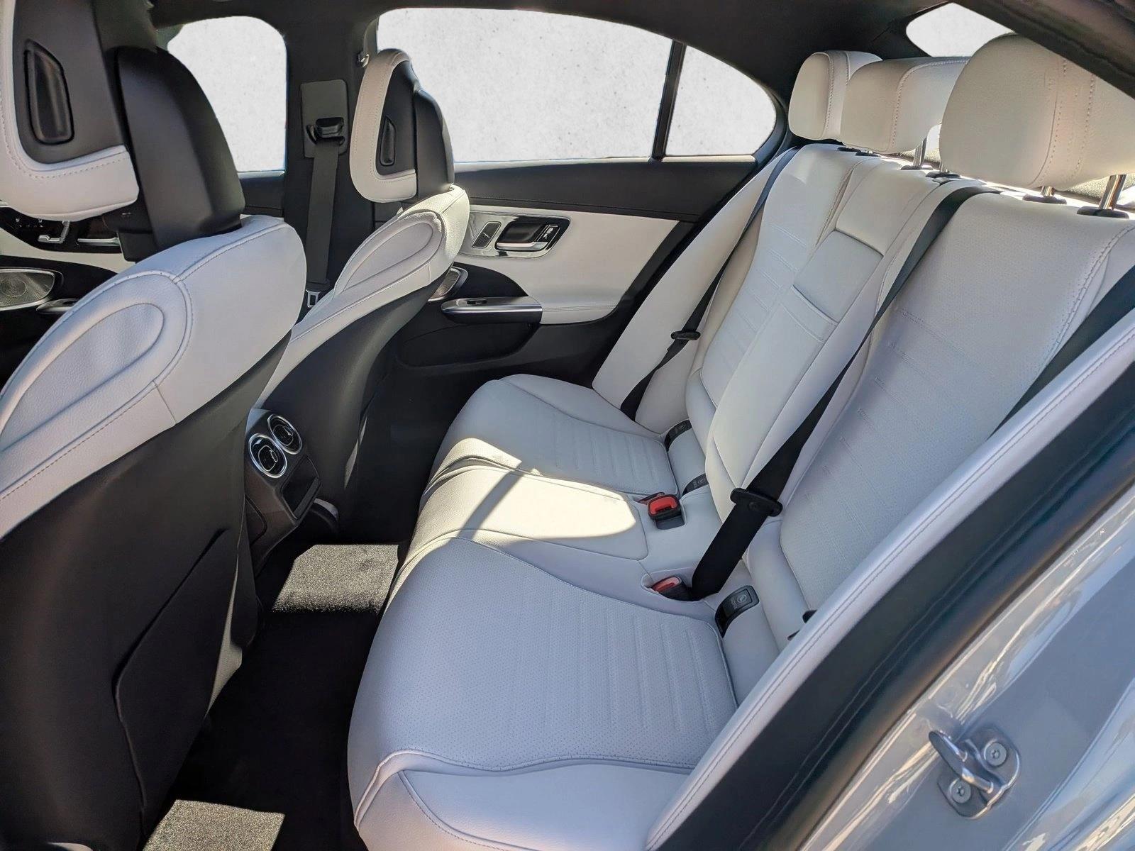 2026 Mercedes-Benz C-Class Sedan C 300 - Photo 14