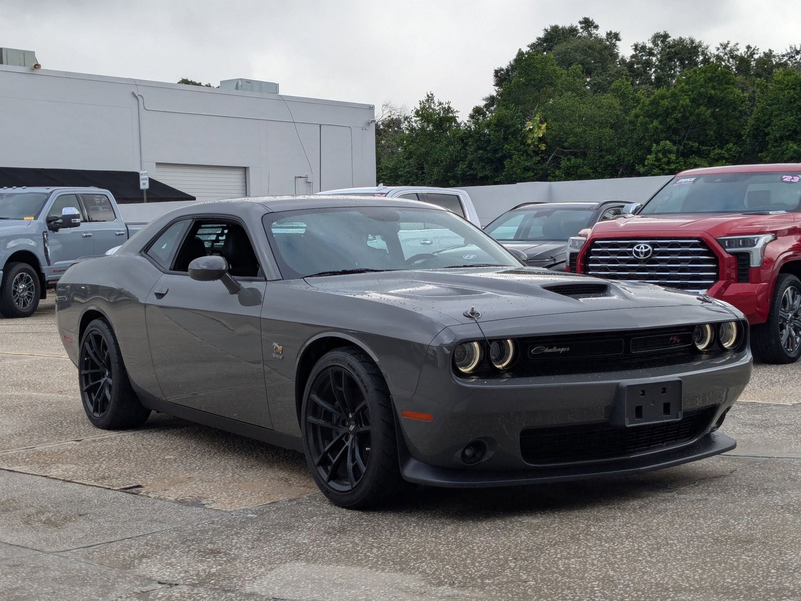 2023 Dodge Challenger R/T Scat Pack photo 3