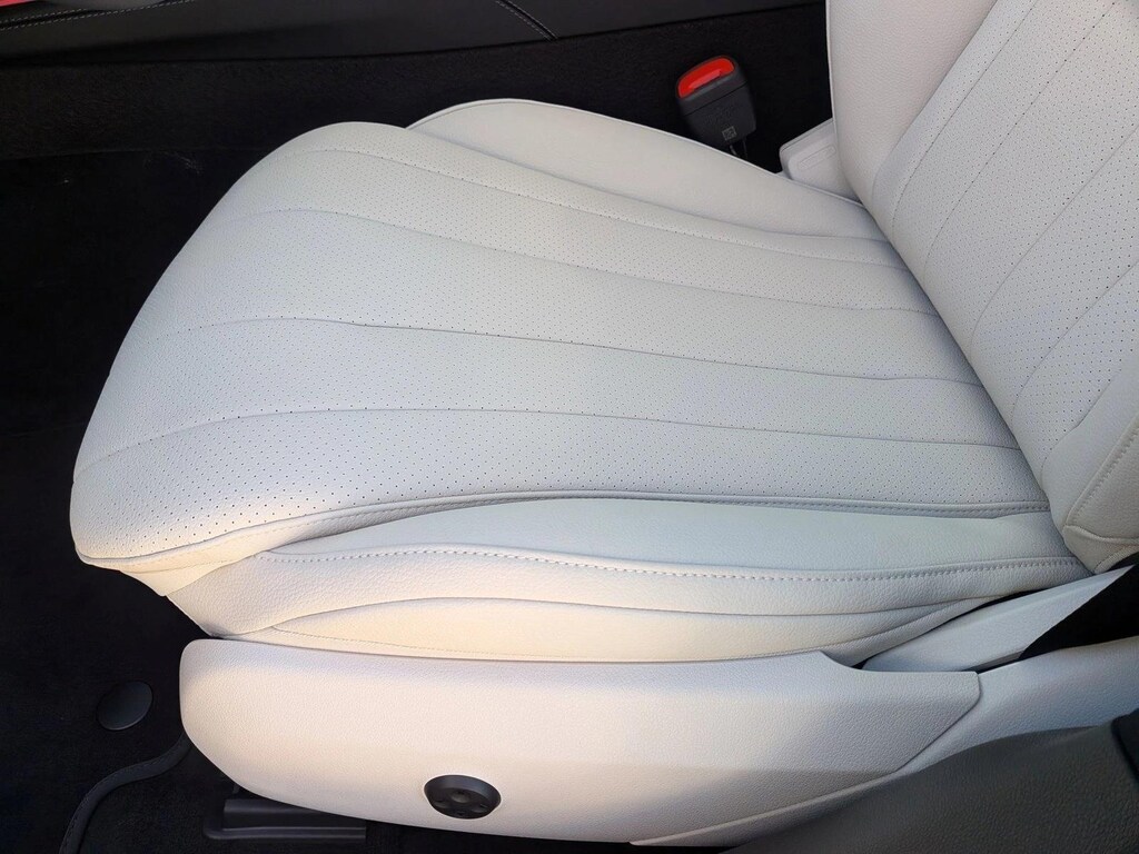 New 2026 Mercedes-Benz E-Class E 450 4MATIC ® Sedan Sedan