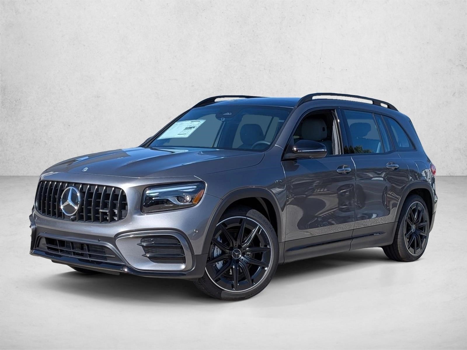 2026 Mercedes-Benz GLB AMG GLB 35's photo