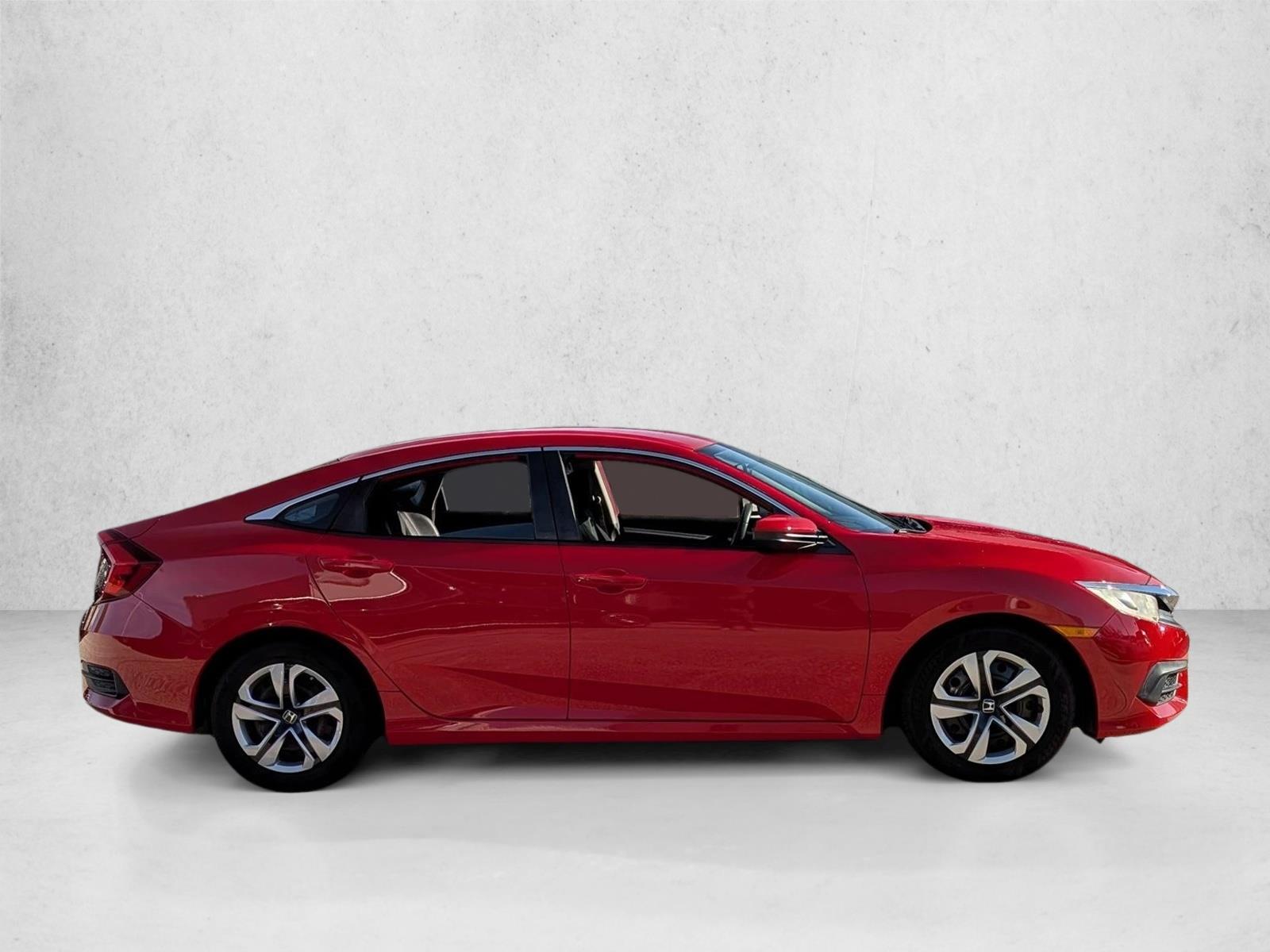 2017 Honda Civic LX photo 4