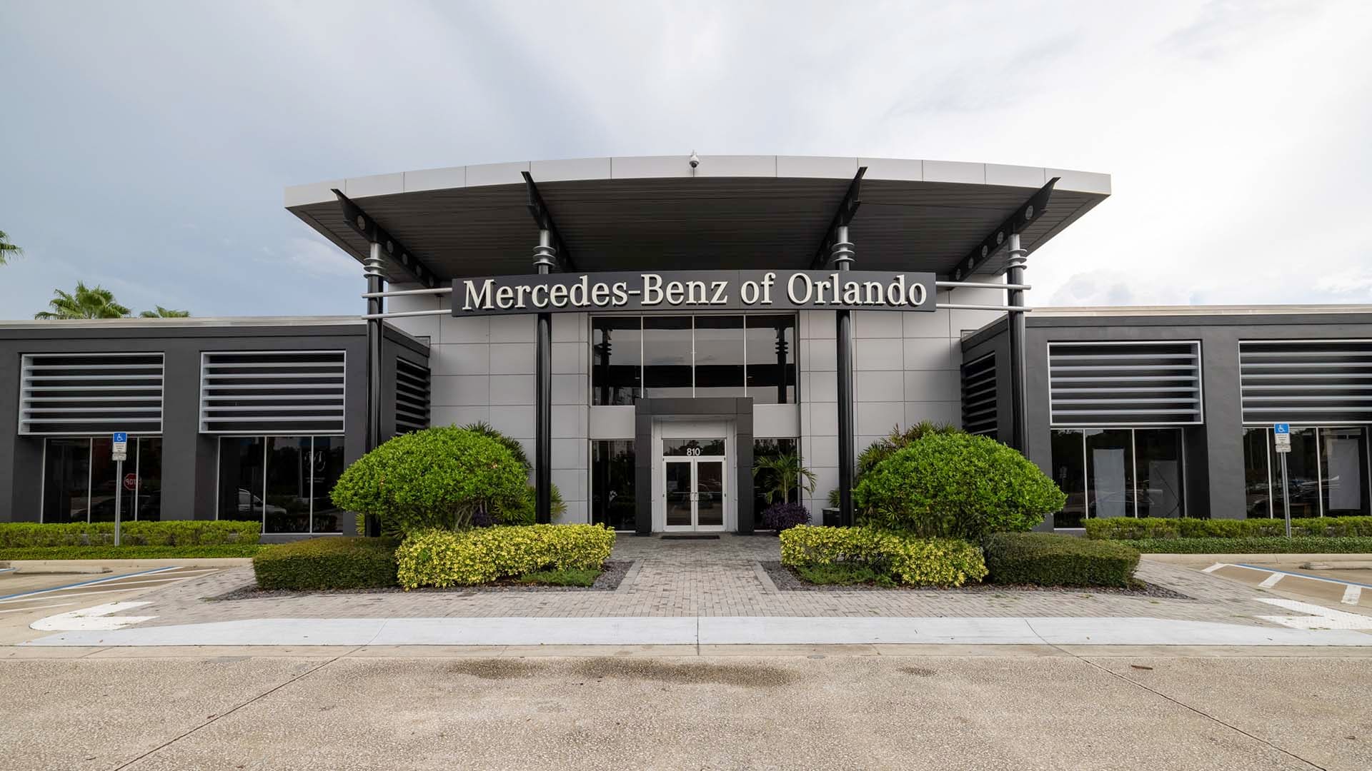 Exterior view of Mercedes-Benz of Orlando