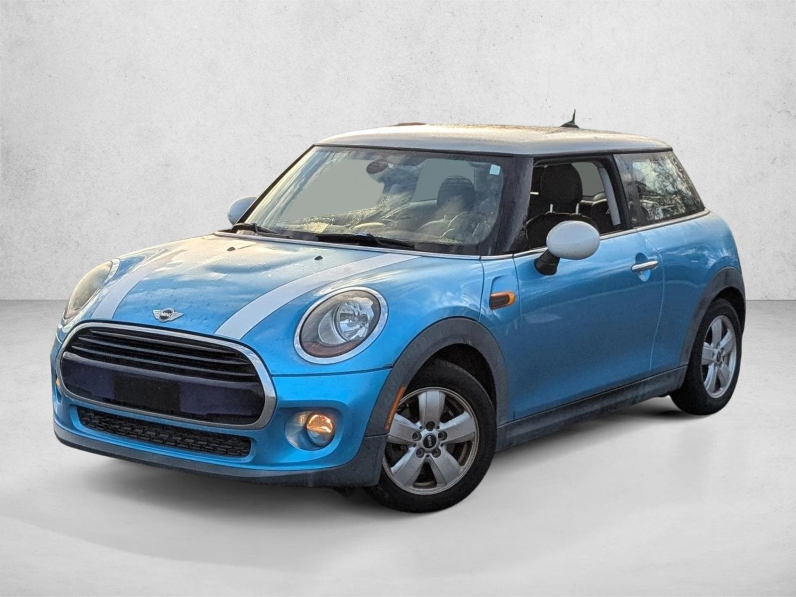 2017 MINI Cooper -'s photo