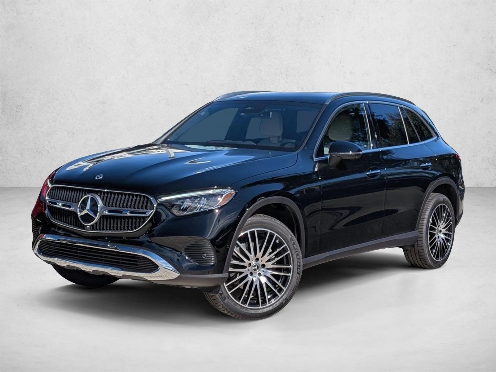 2026 Mercedes-Benz GLC Base's photo