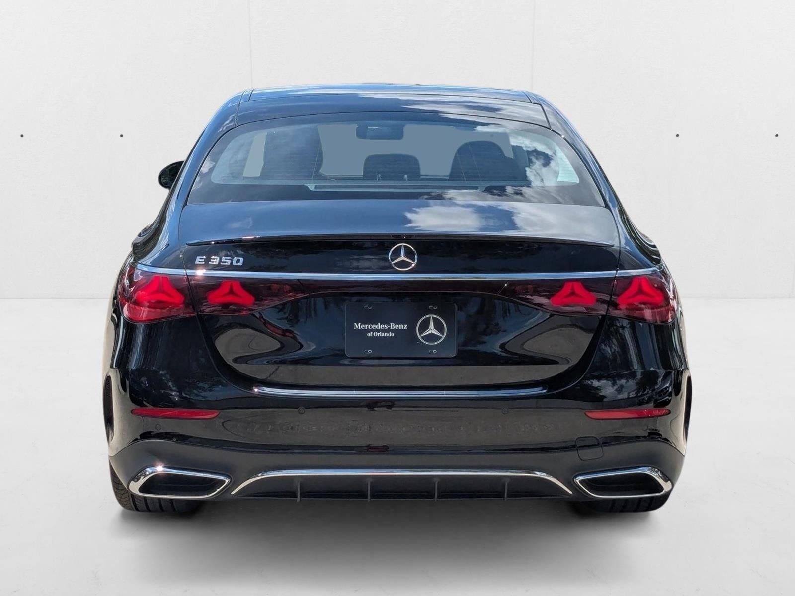 2026 Mercedes-Benz E-Class E350 - Photo 8