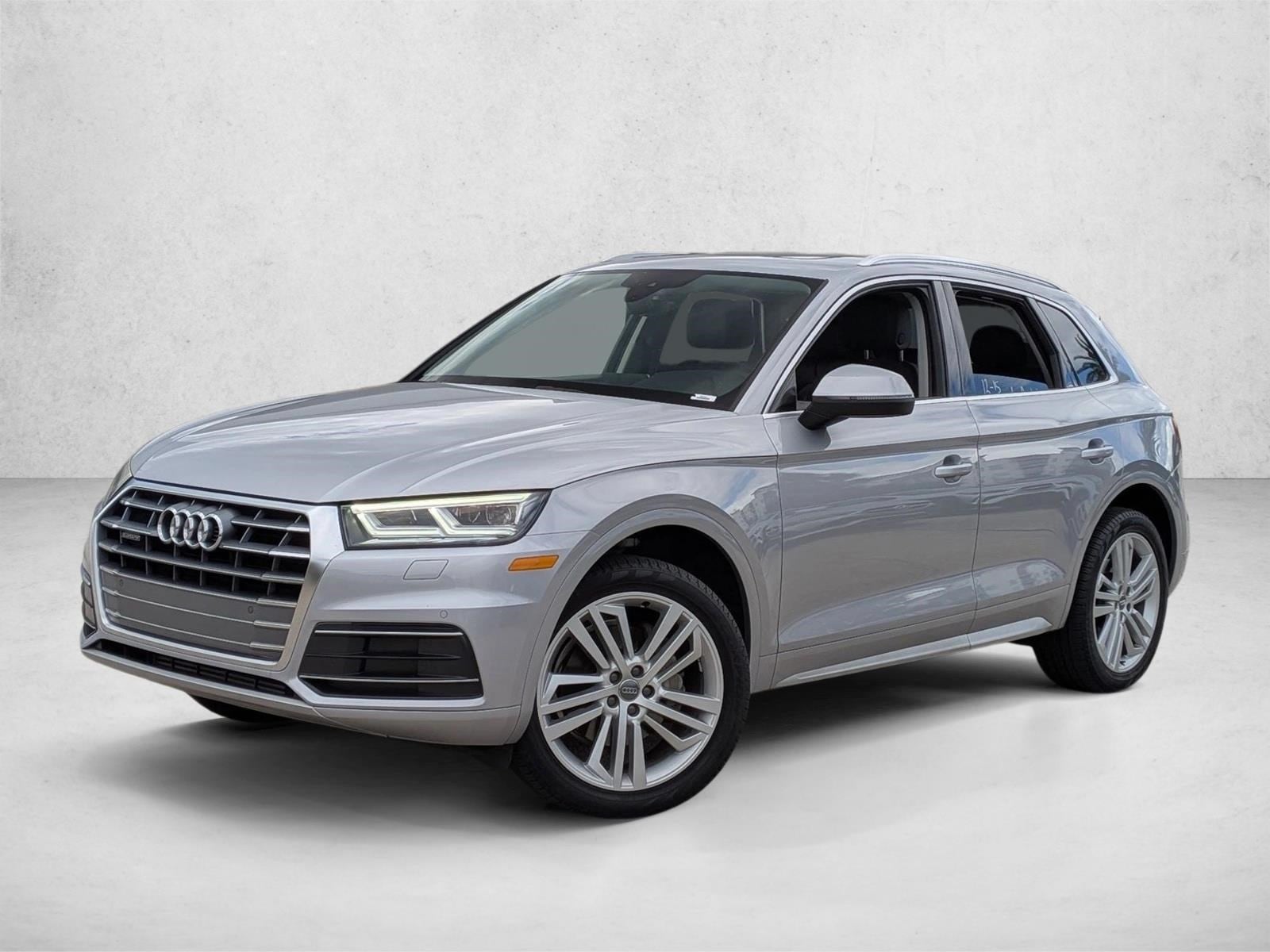 2019 Audi Q5 Premium Plus's photo