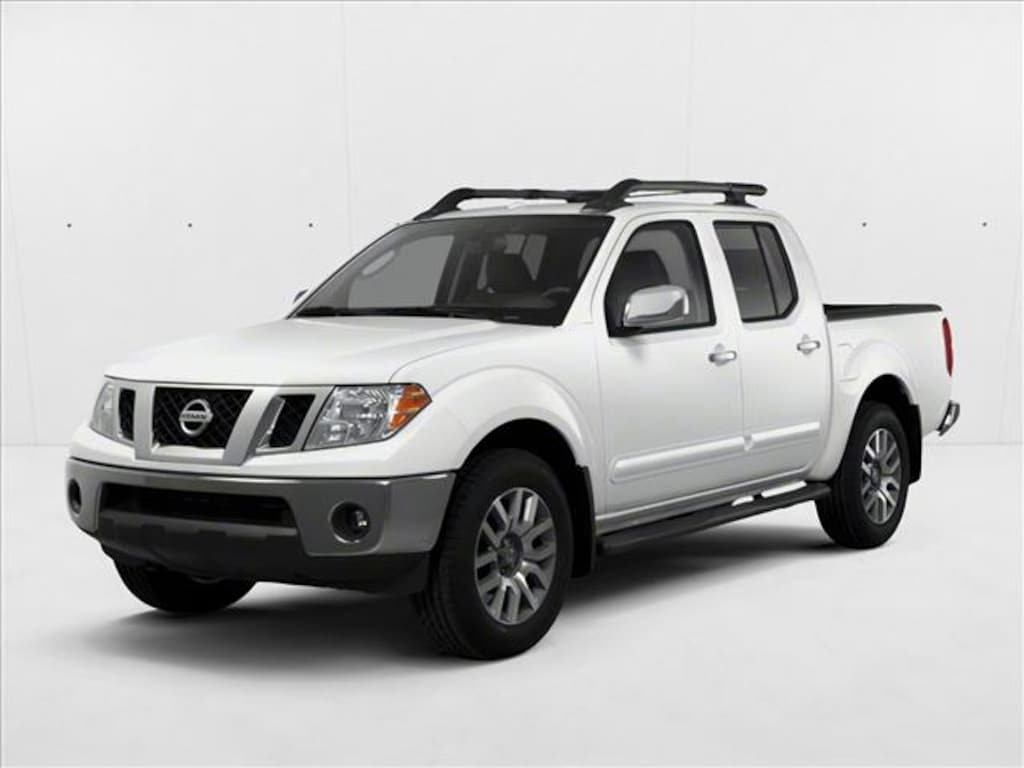 Used 2010 Nissan Frontier SE Truck Crew Cab