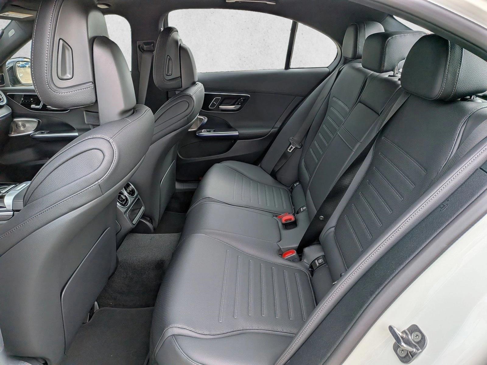 2026 Mercedes-Benz C-Class Sedan C 300 - Photo 13