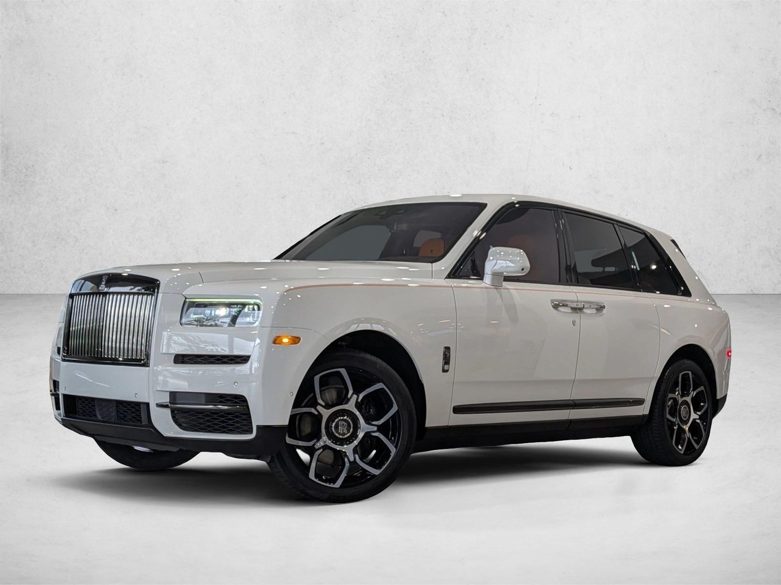 2022 Rolls-Royce Cullinan Black Badge's photo