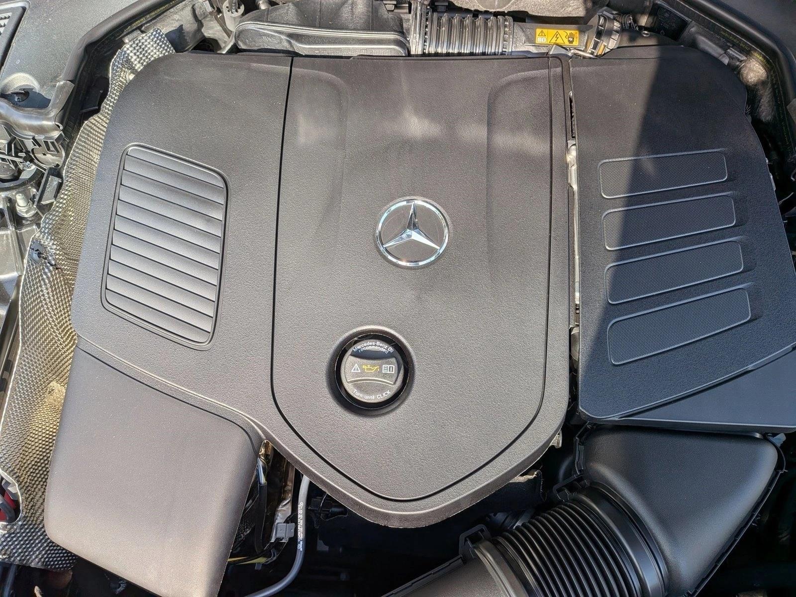 2026 Mercedes-Benz C-Class Sedan C 300 - Photo 16