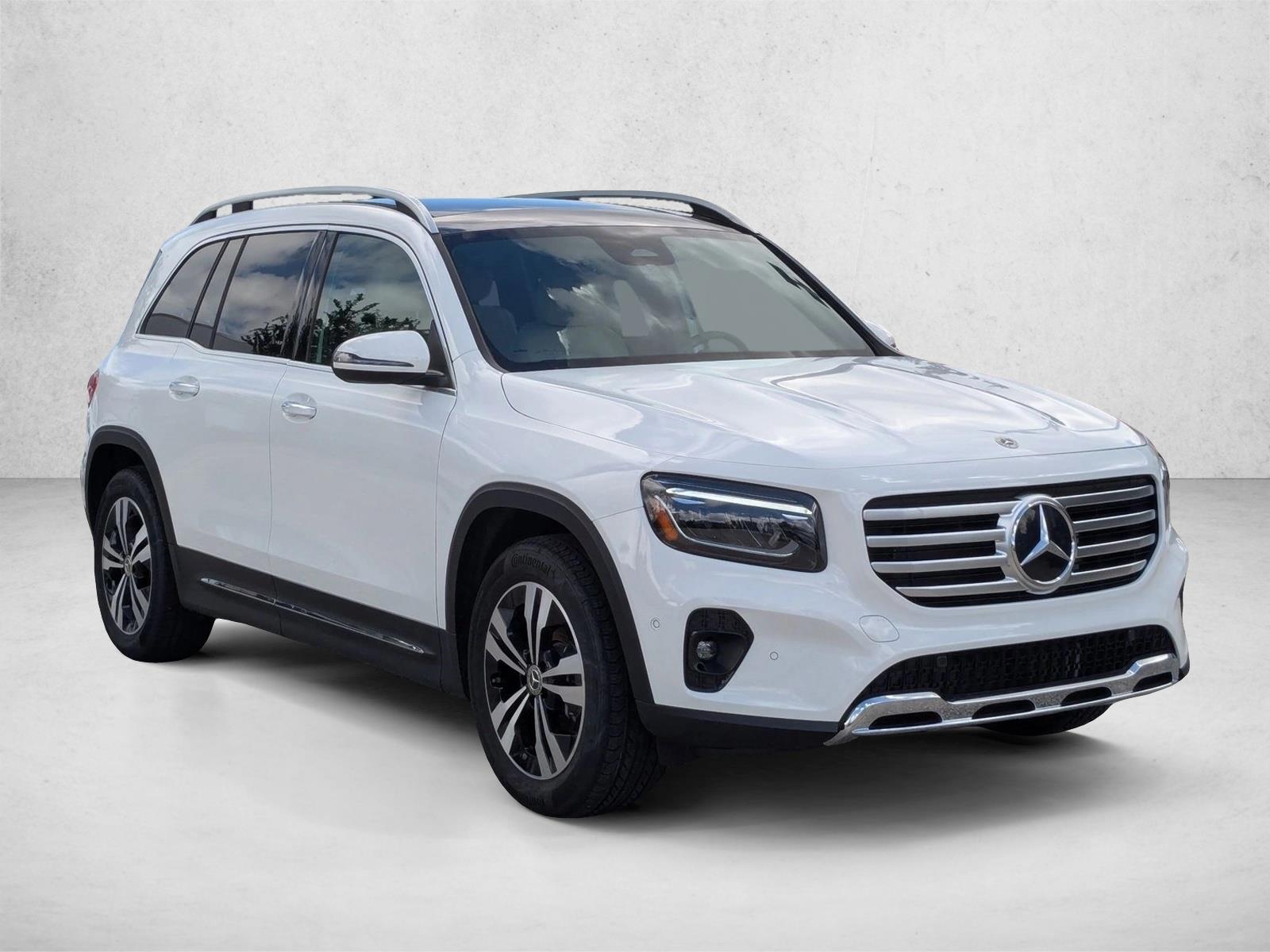 2025 Mercedes Benz GLB 250 photo 2