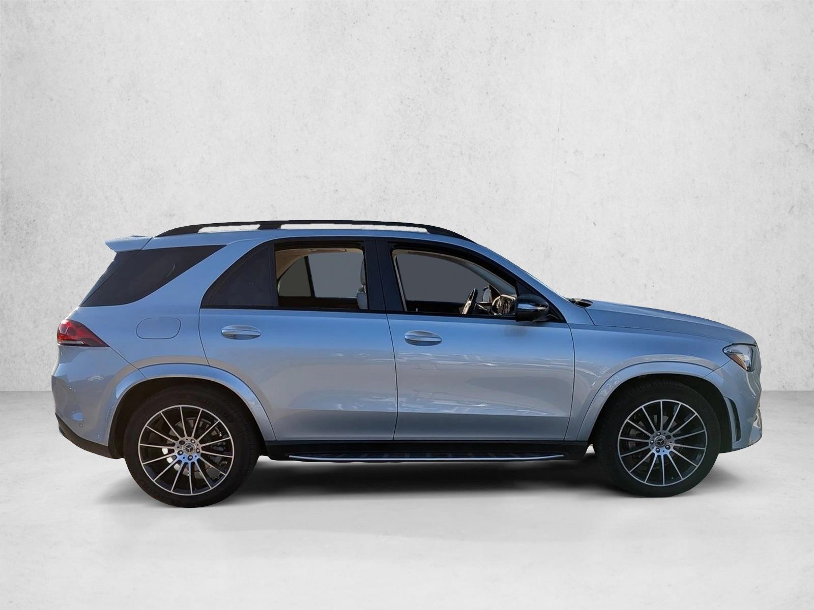 2022 Mercedes Benz GLE 350 4MATIC photo 4