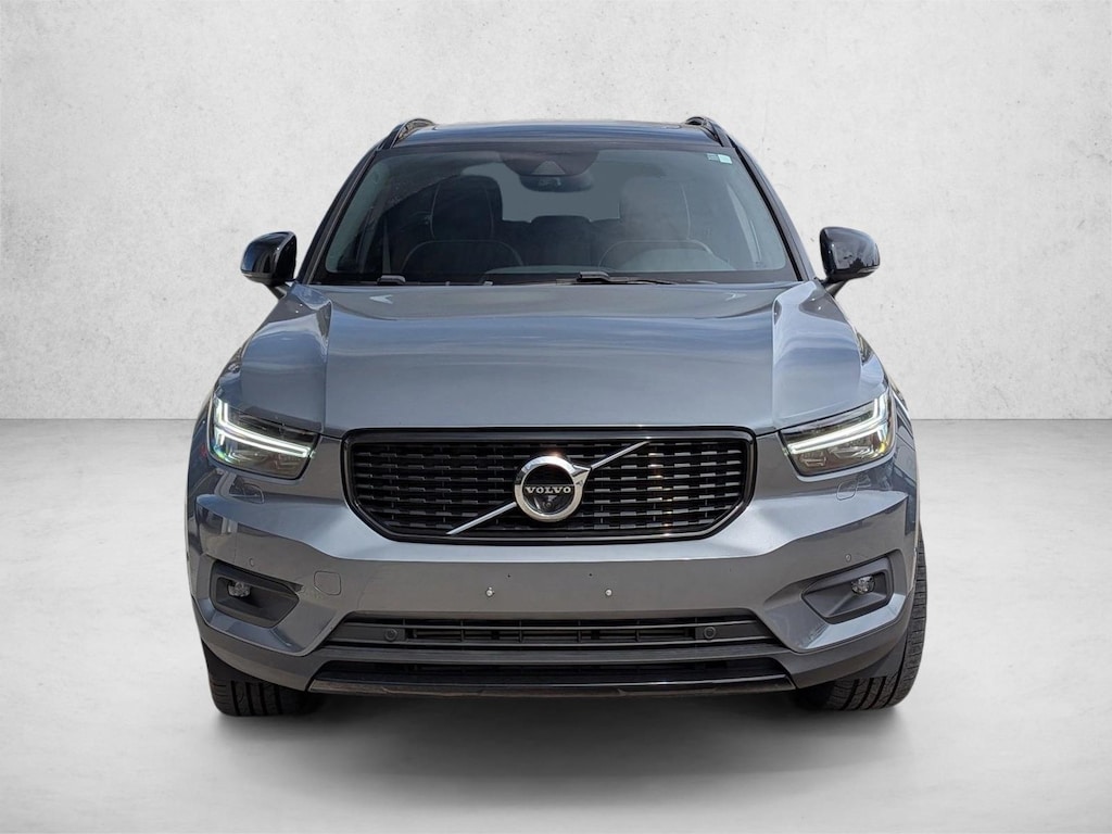 Used 2019 Volvo XC40 T5 R-Design SUV