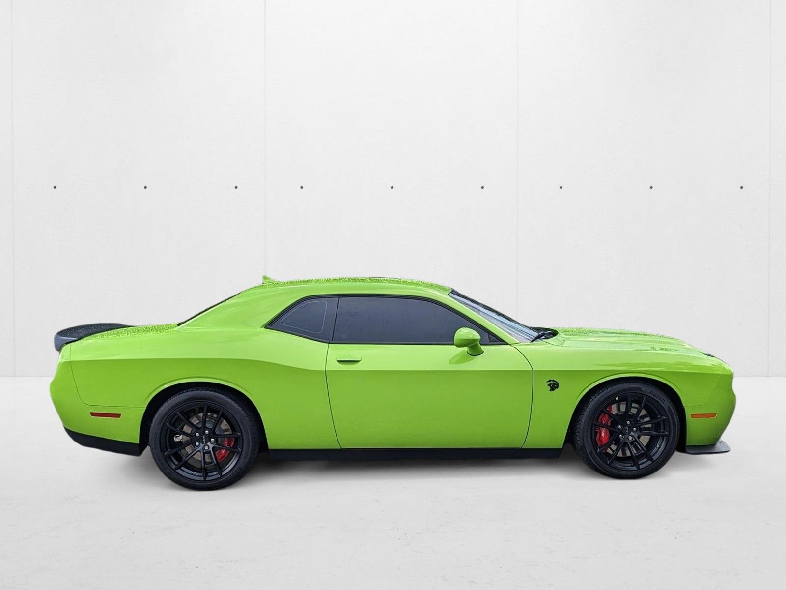 2023 Dodge Challenger SRT8 Hellcat photo 4