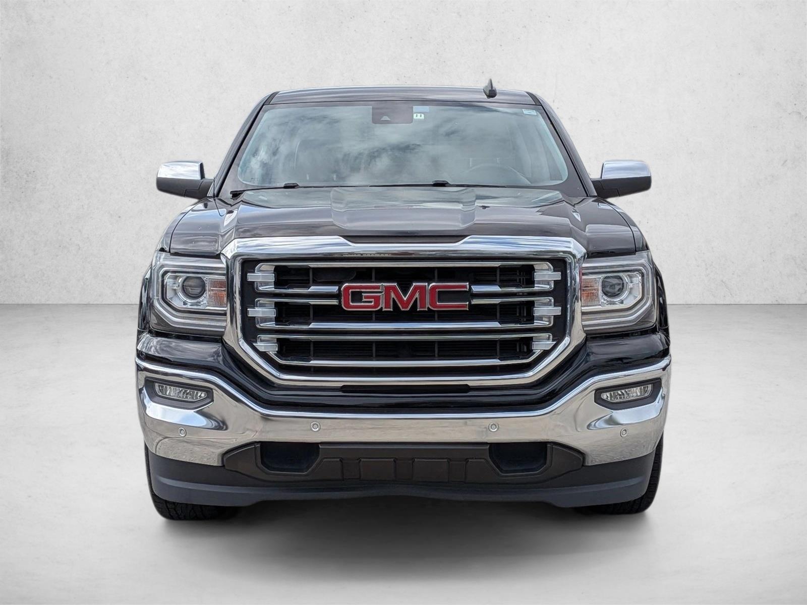 2018 Gmc Sierra 1500 SLT photo 2