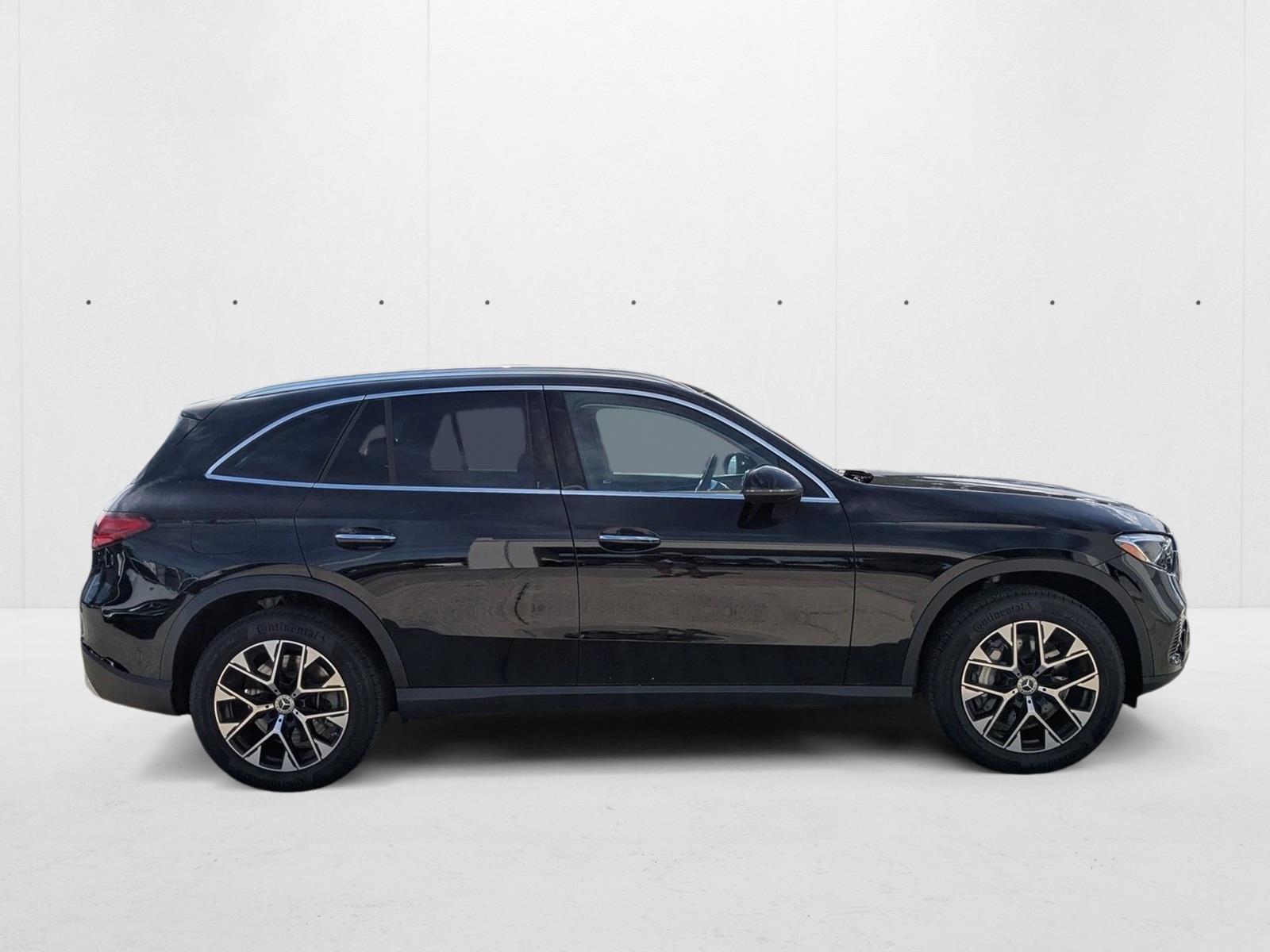 2025 Mercedes Benz GLC 350e 4MATIC photo 4