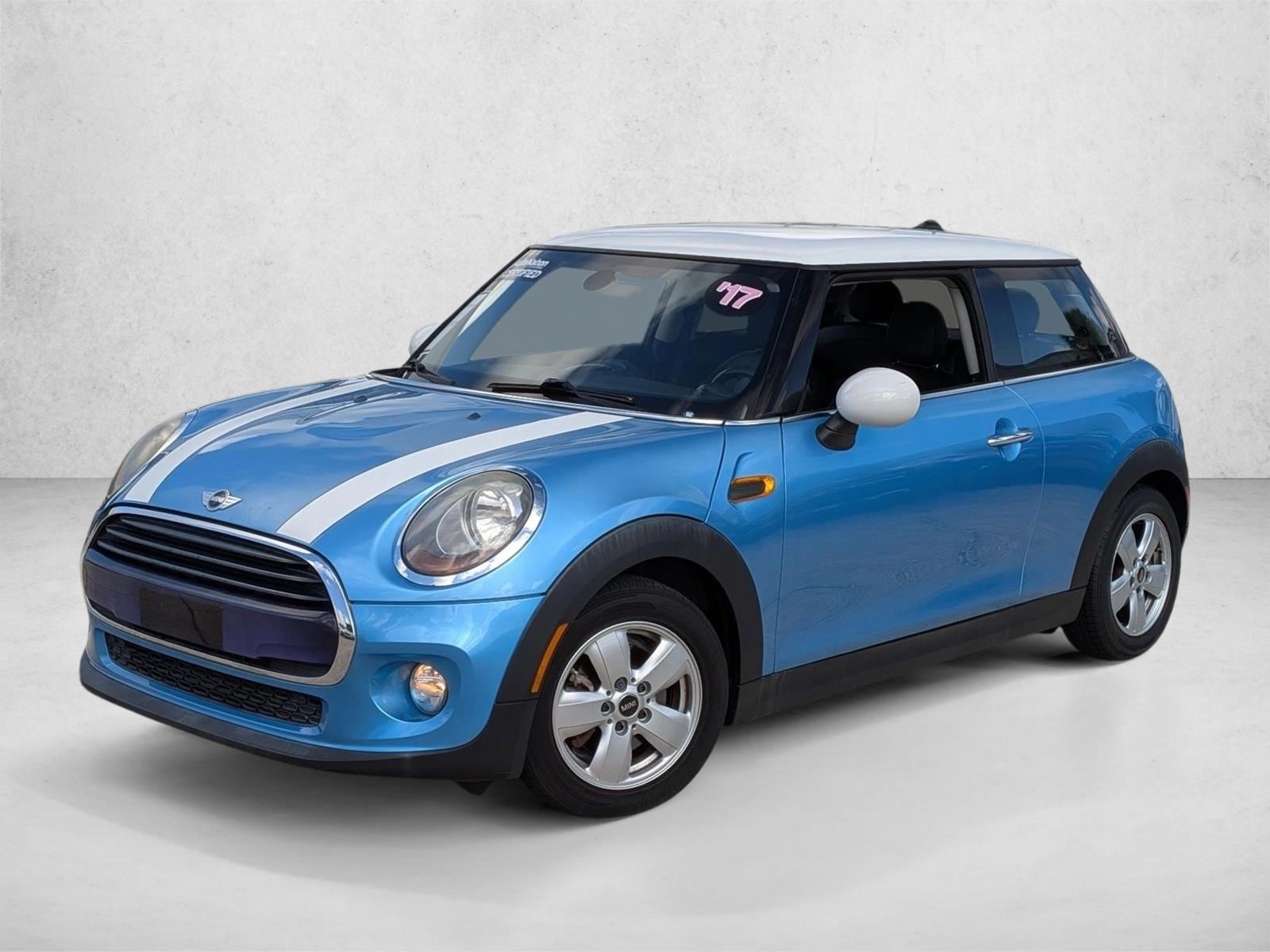 2017 MINI Cooper -'s photo