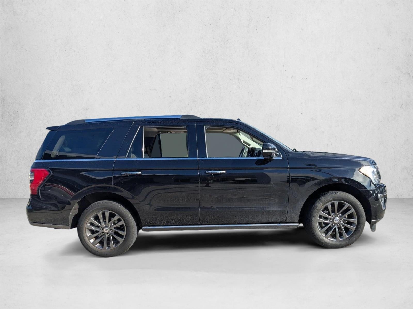 2021 Ford Expedition Limited photo 4