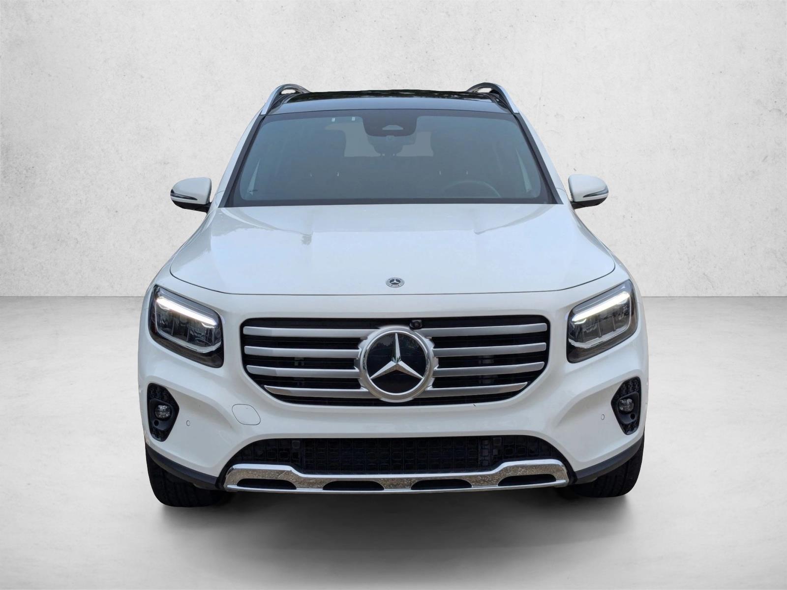2025 Mercedes Benz GLB 250 photo 2