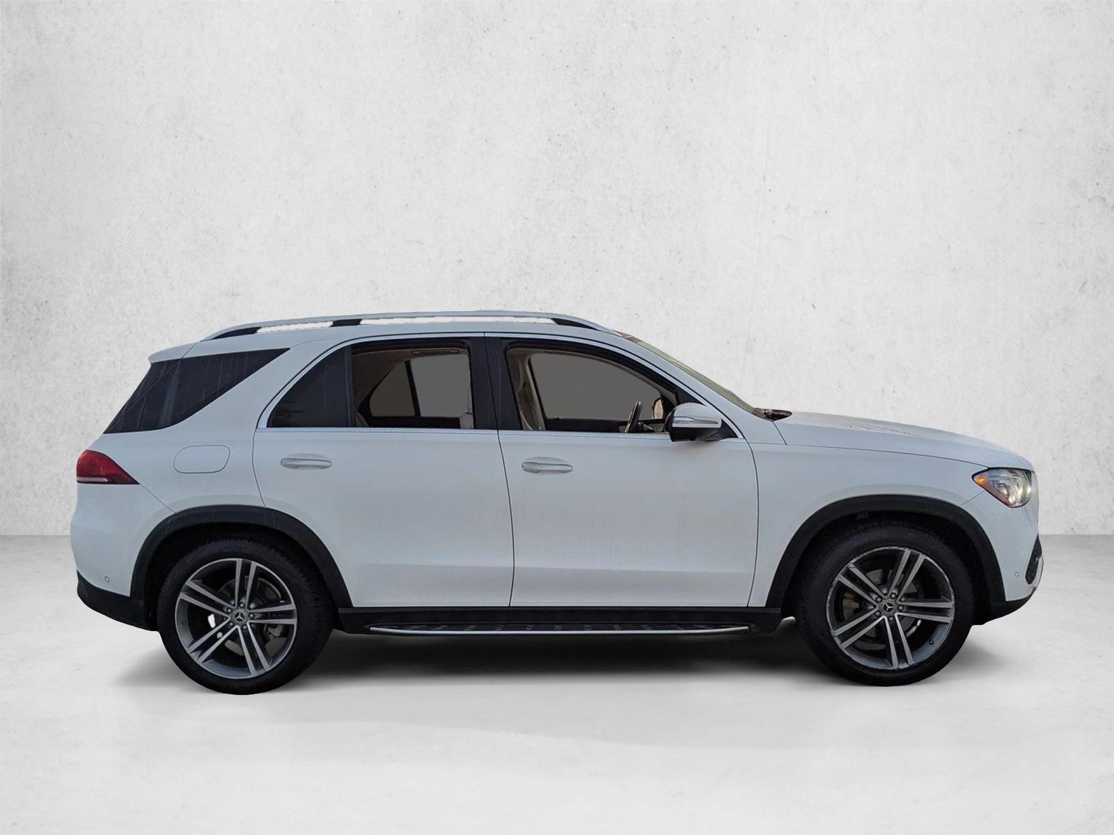 2022 Mercedes Benz GLE 350 4MATIC photo 4