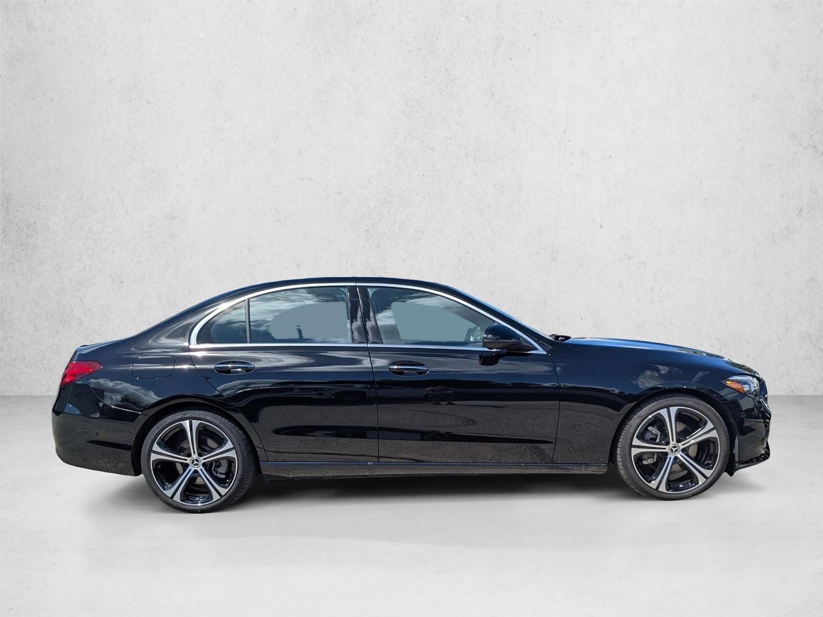 2025 Mercedes Benz C 300 Sedan photo 4