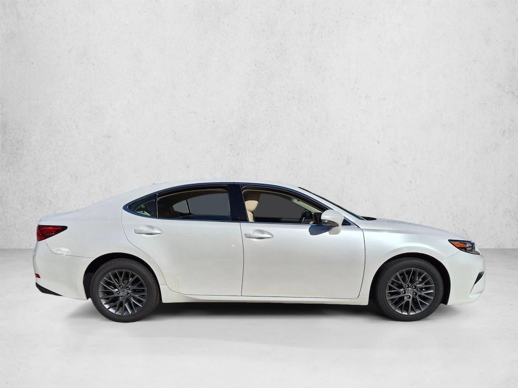 Used 2018 Lexus ES Sedan
