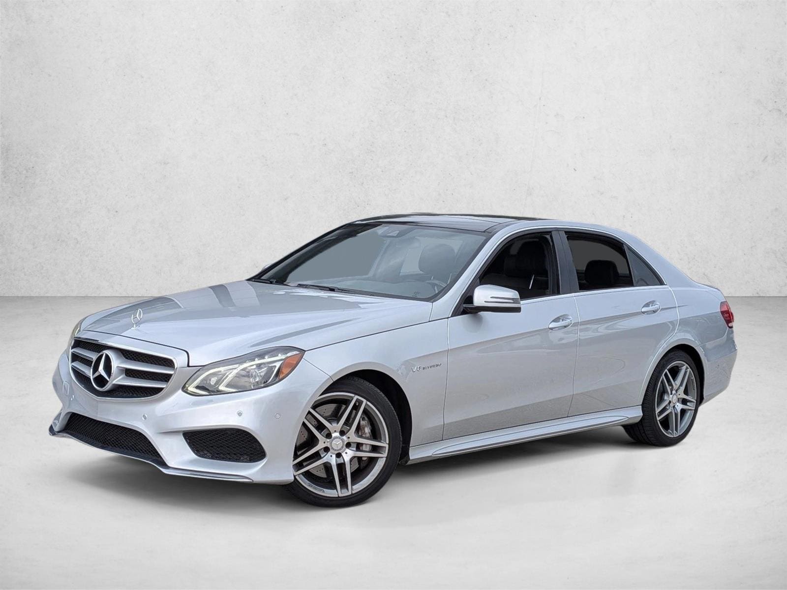 2014 Mercedes-Benz E-Class E550 Sport 4MATIC's photo