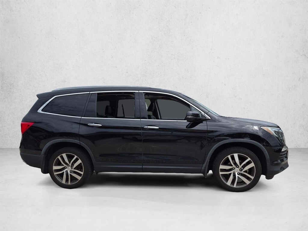 Used 2017 Honda Pilot Elite AWD SUV