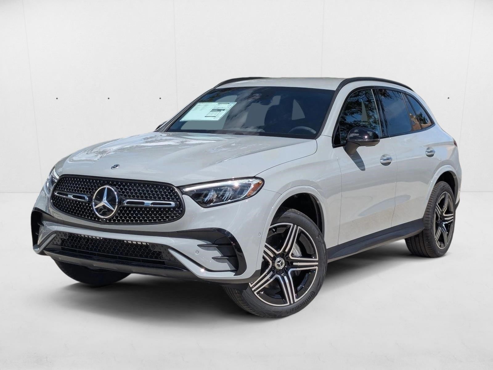 2026 Mercedes-Benz GLC Base's photo