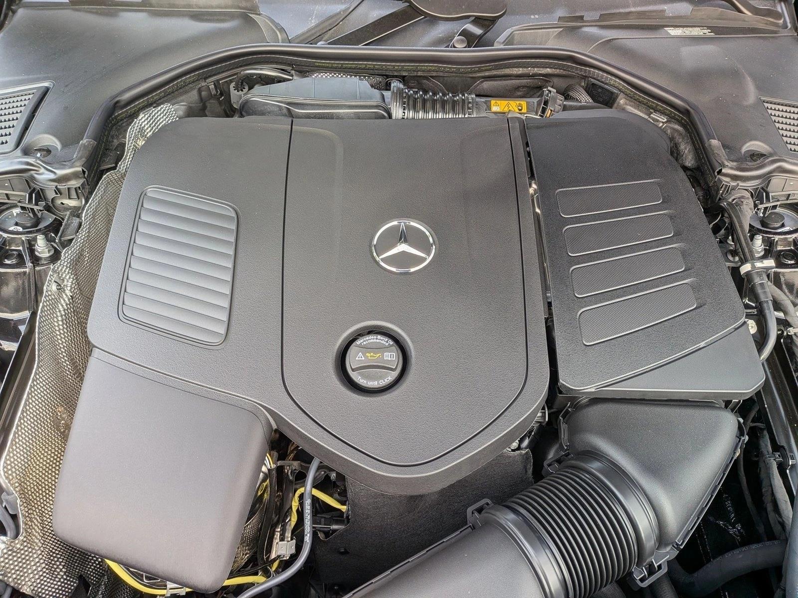2026 Mercedes-Benz C-Class Sedan C 300 - Photo 16