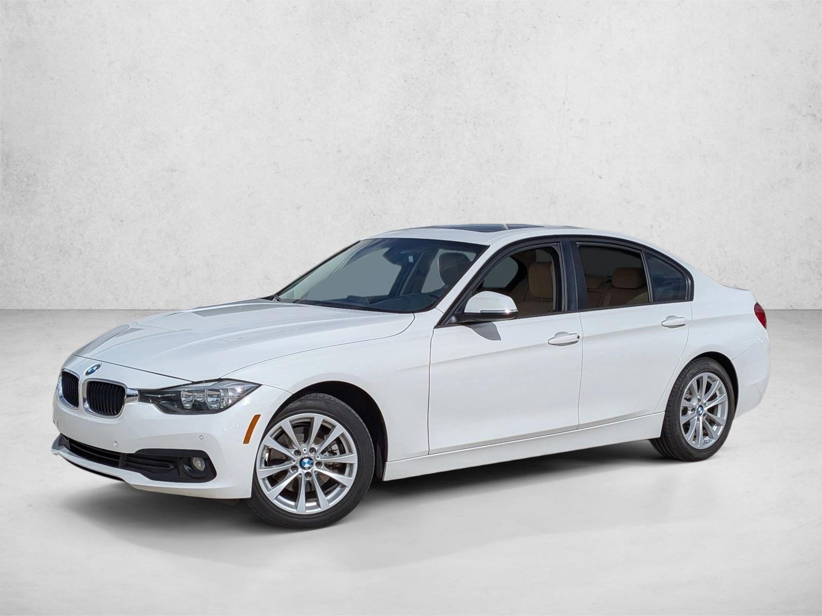 2017 BMW 3 Series 320i Sedan's photo