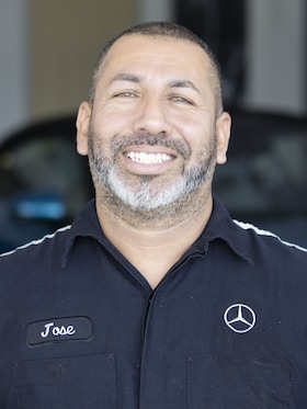 Staff member Jose Guevara from ID_2d77cbdd57be