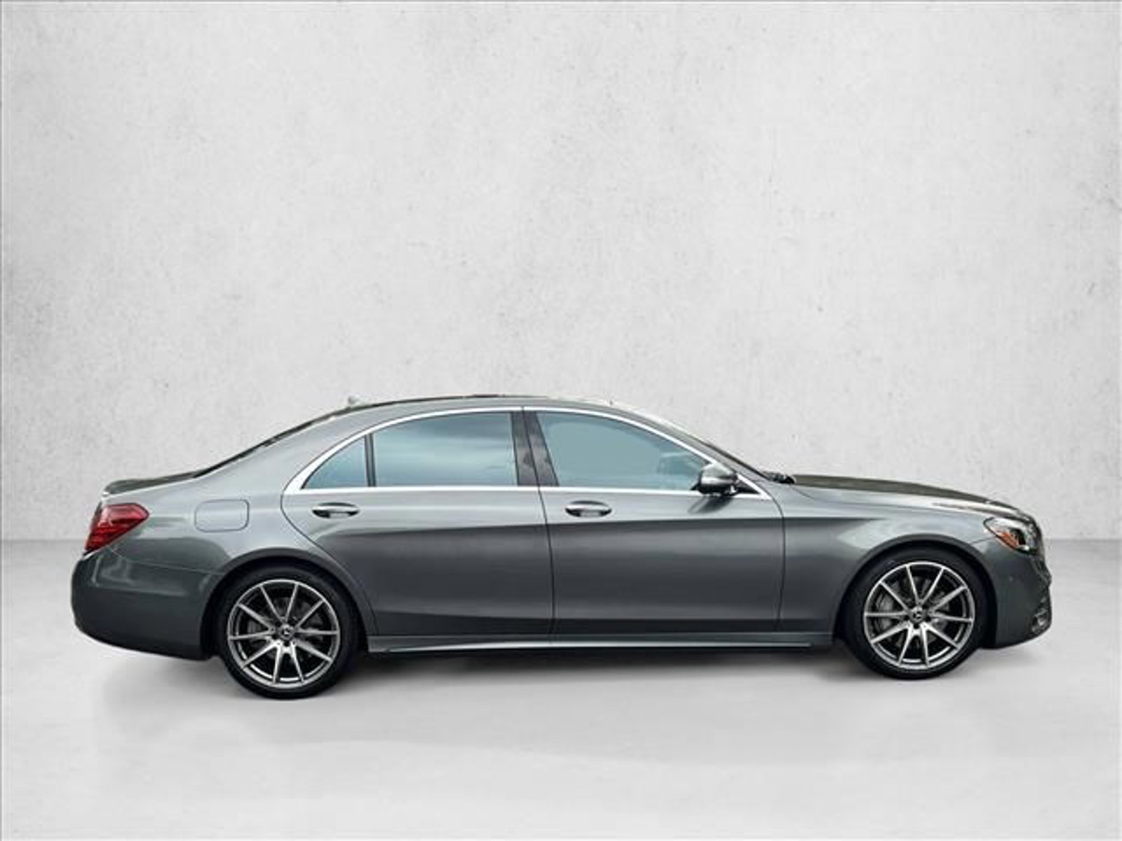 2020 Mercedes Benz S 560 photo 4