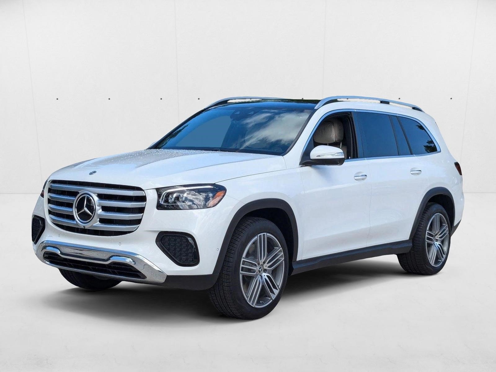 2025 Mercedes-Benz GLS Base's photo