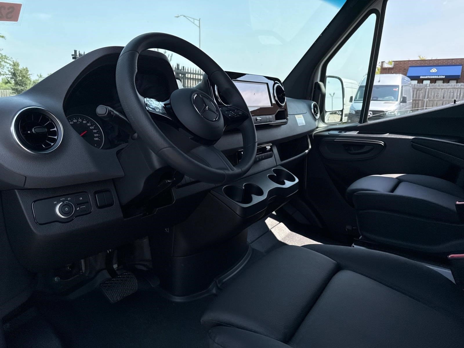 2025 MERCEDES-BENZ SPRINTER - Image 26