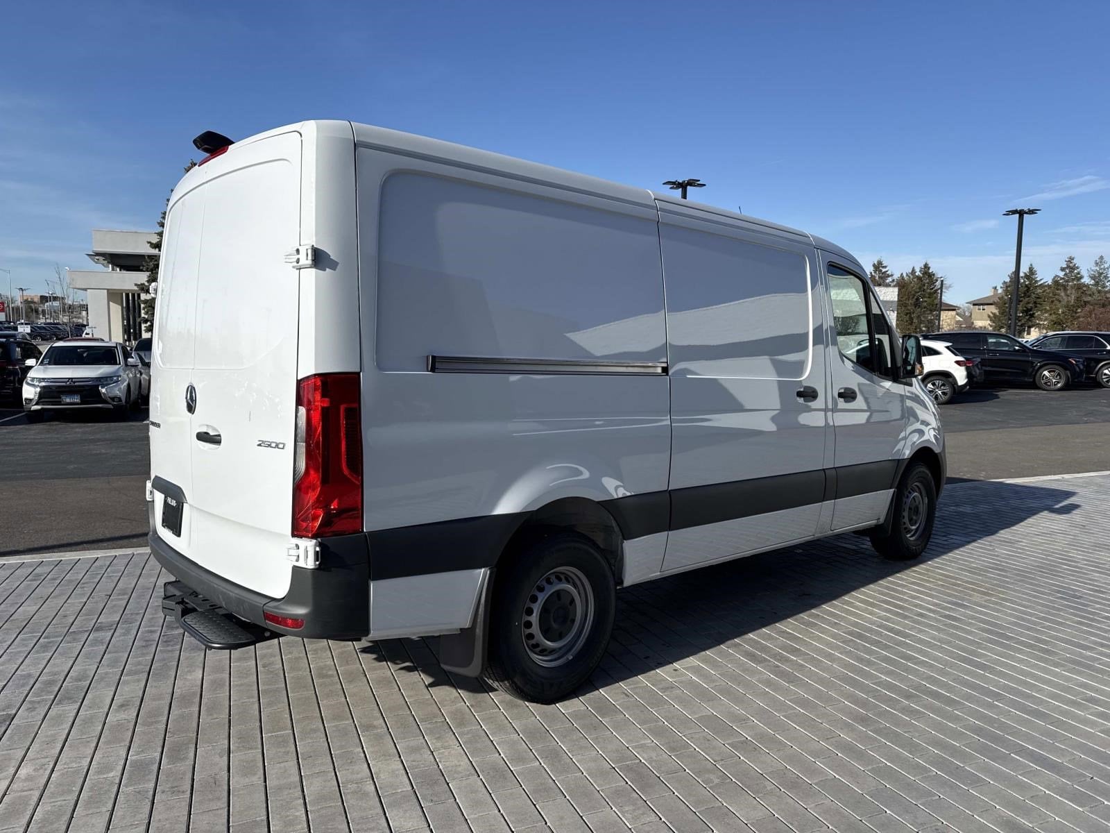2025 MERCEDES-BENZ SPRINTER - Image 9