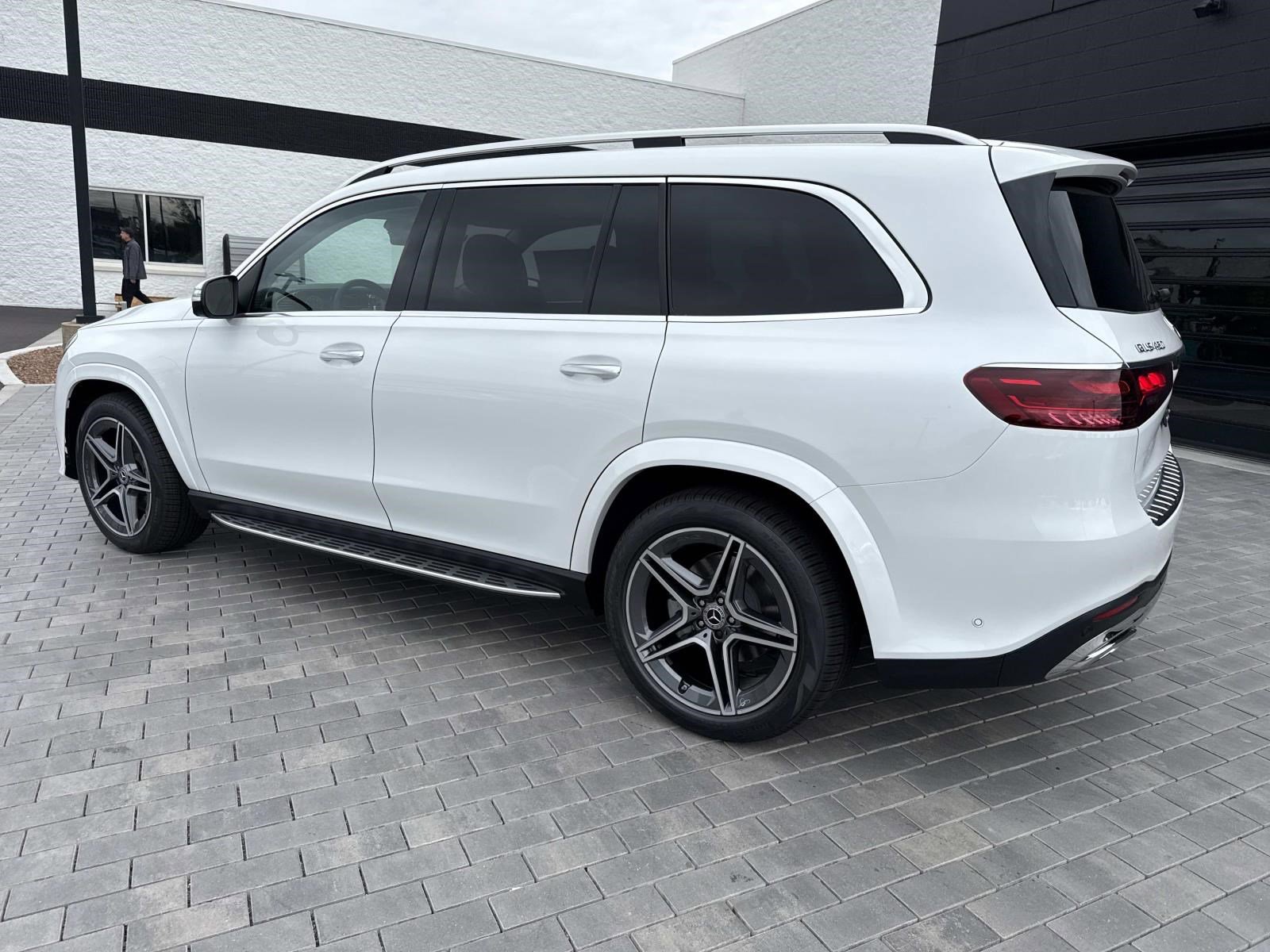 2026 MERCEDES-BENZ GLS-CLASS - Image 8